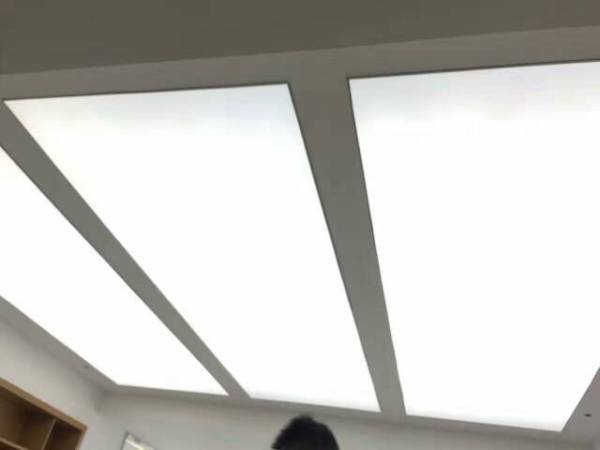 天花軟膜天花哪家強(qiáng) 燈膜生產(chǎn)廠家質(zhì)量哪家好 拉膜天花吊頂多少錢一平方